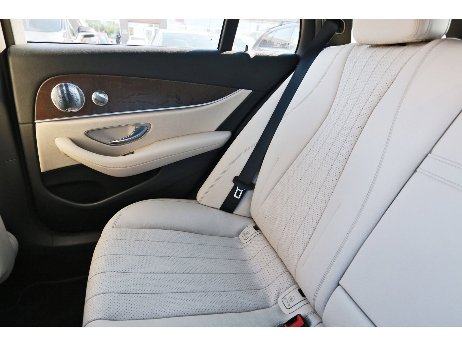 Used 2017 Mercedes-Benz E 400 4MATIC Wagon image 13