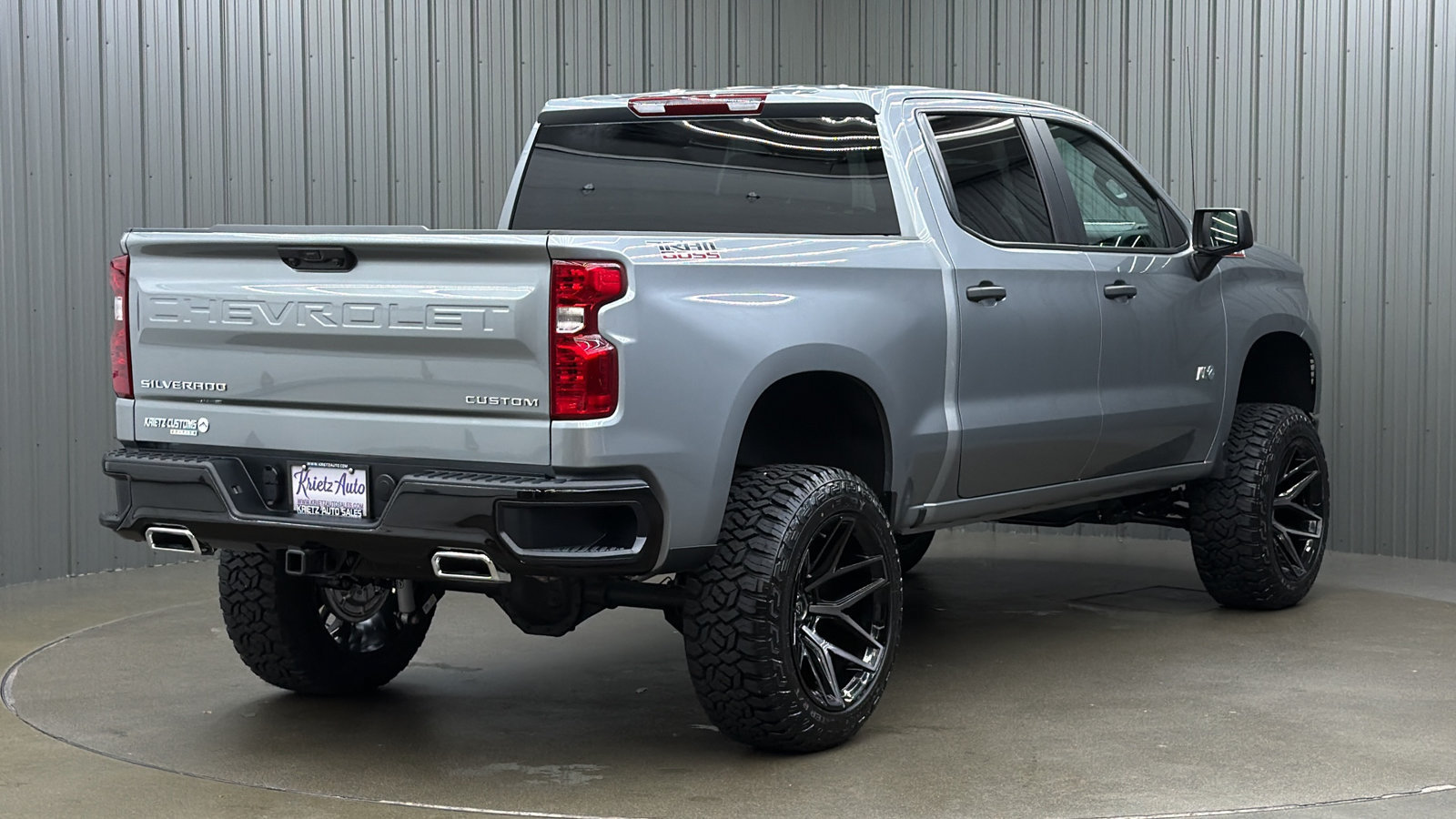 Used 2026 Chevrolet Silverado 1500 Custom Trail Boss AWD/4WD image 5