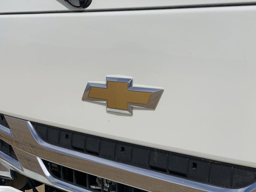 New 2025 Chevrolet Low Cab Forward image 29