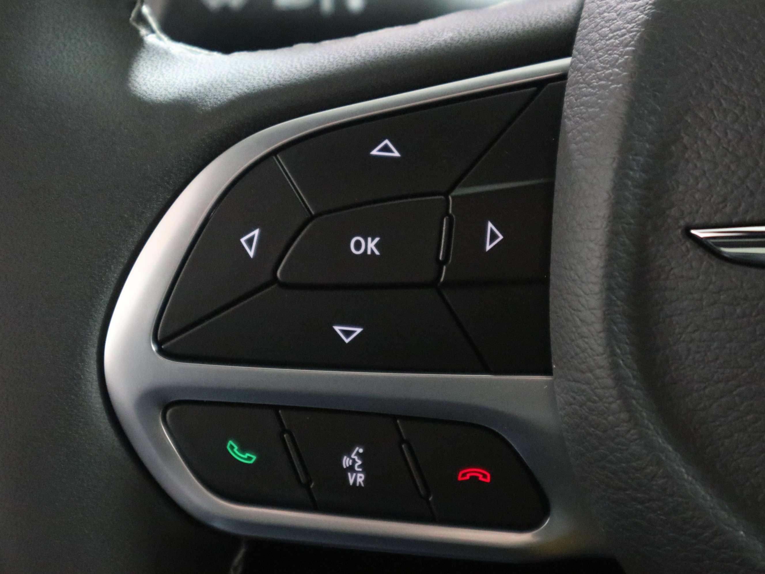 New 2026 Chrysler Pacifica Select image 29