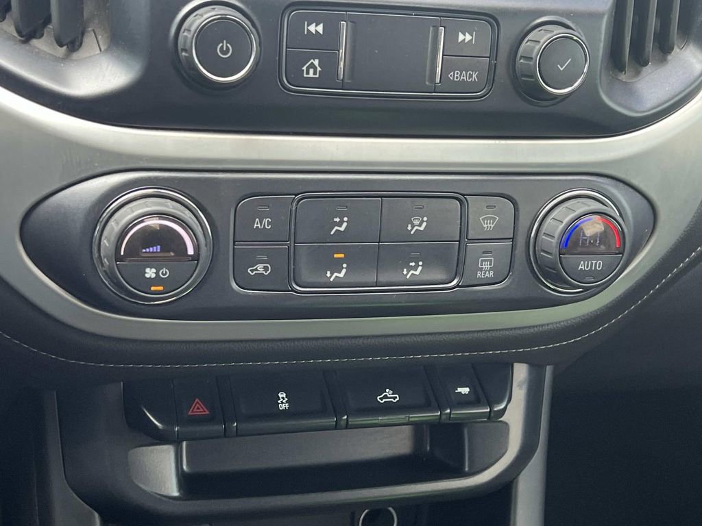 Used 2020 GMC Canyon SLE w/ Elevation Edition AWD/4WD image 19