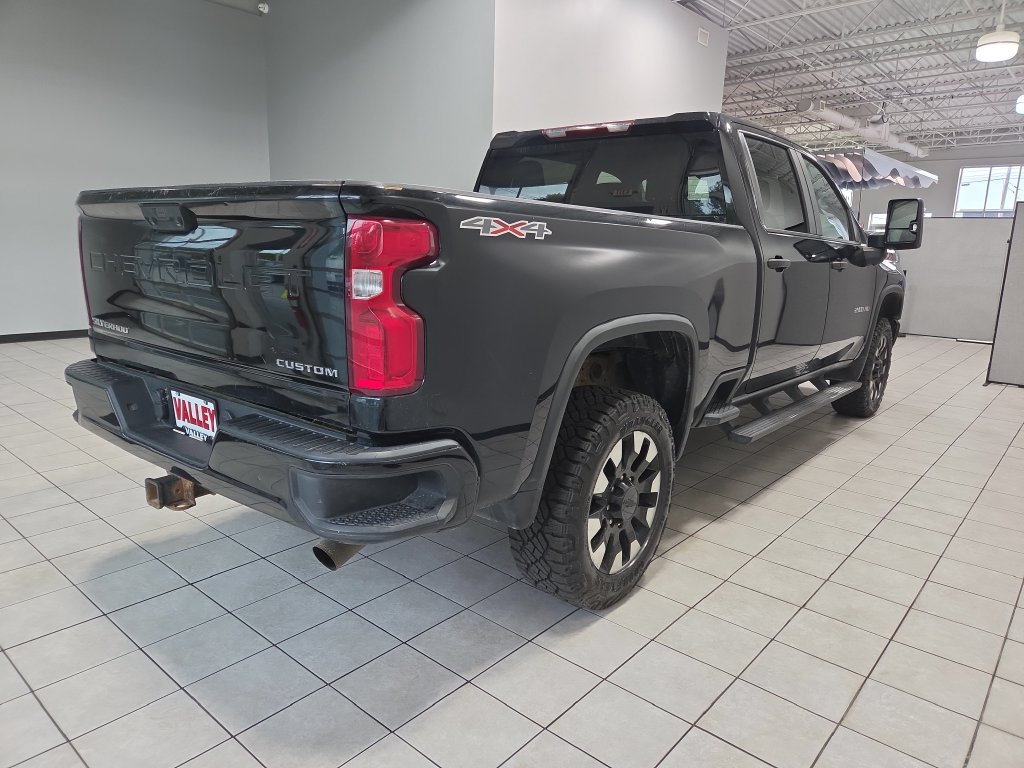 Used 2020 Chevrolet Silverado 2500 Custom w/ Custom Value Package AWD/4WD image 11