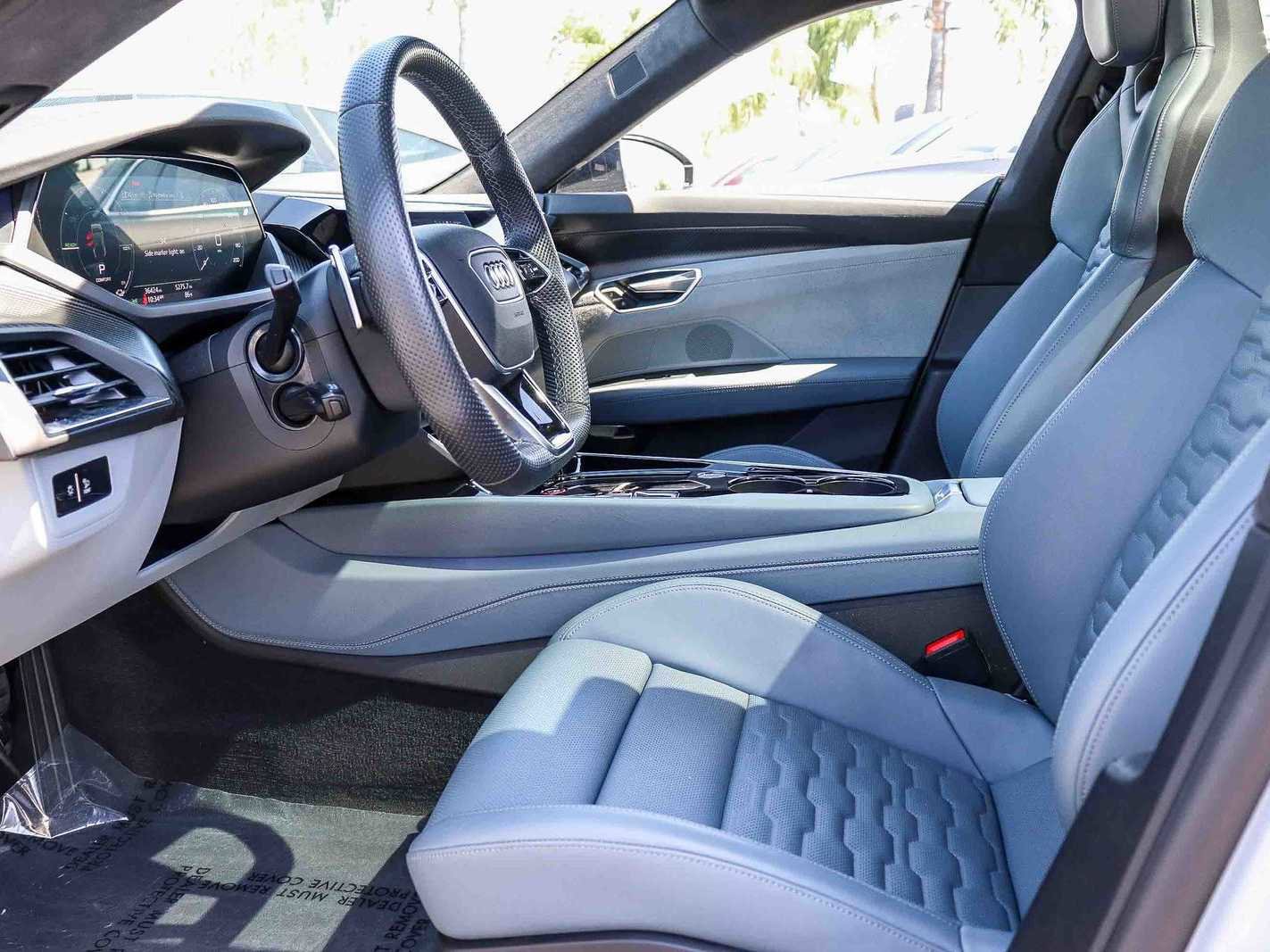Used 2024 Audi e-tron GT Prestige w/ Prestige Package AWD/4WD image 18