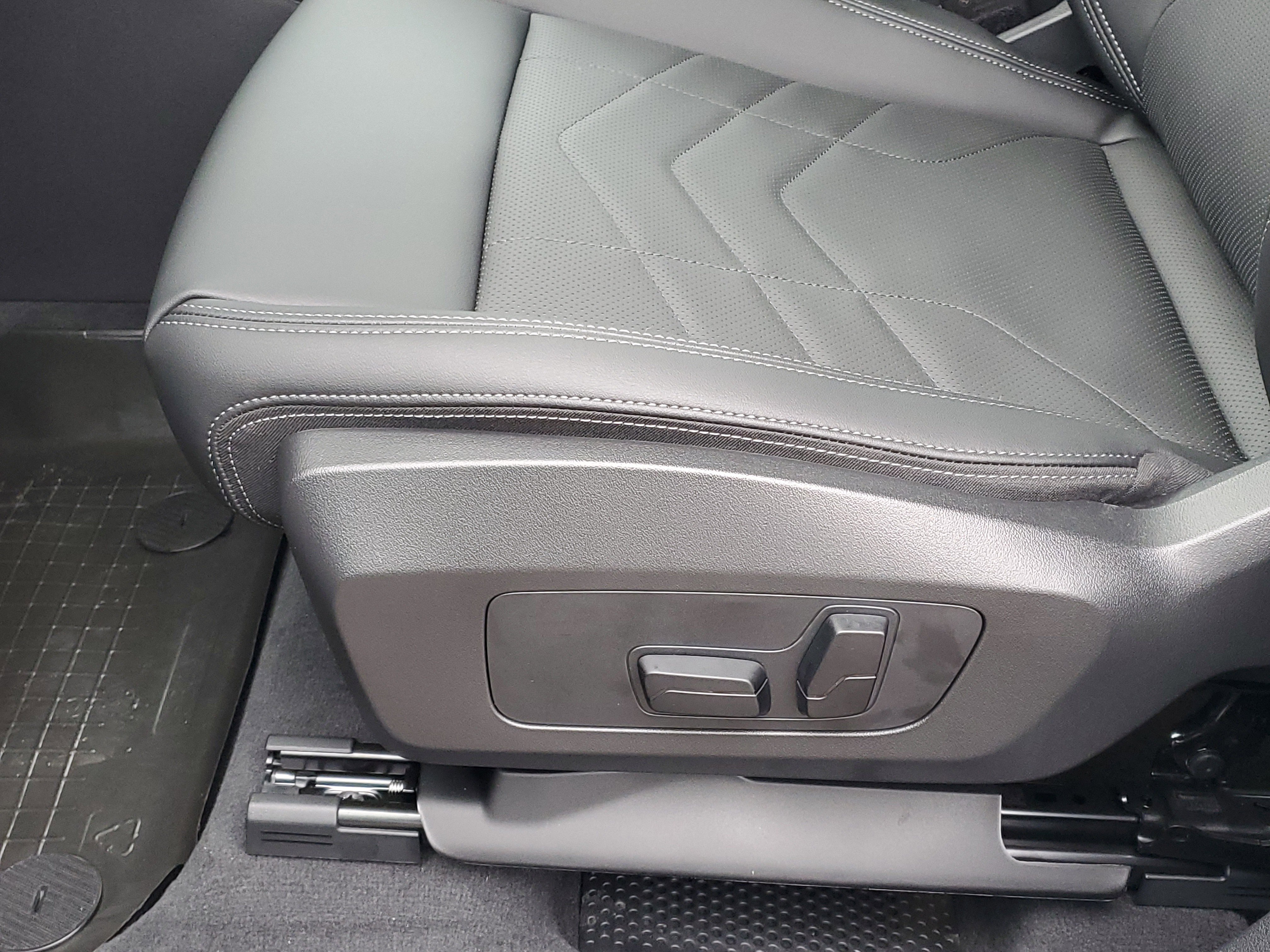 New 2026 BMW X1 xDrive28i image 9