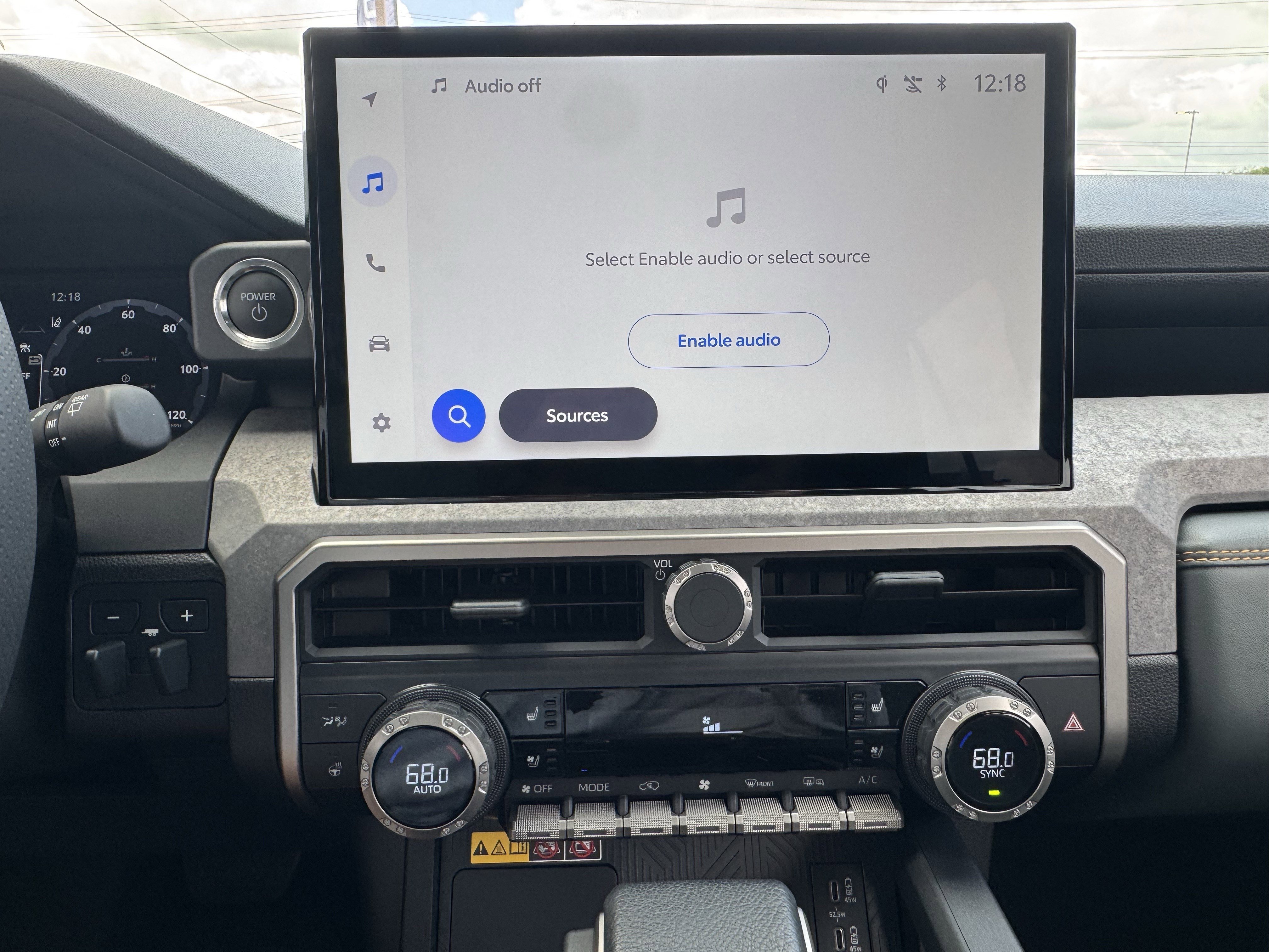 Used 2025 Toyota 4Runner Trailhunter image 19