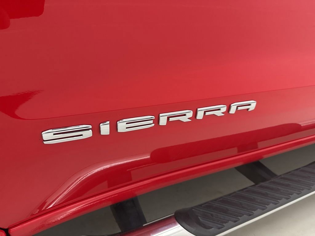Used 2022 GMC Sierra 1500 SLE w/ LPO, GMC Protection Package AWD/4WD image 12