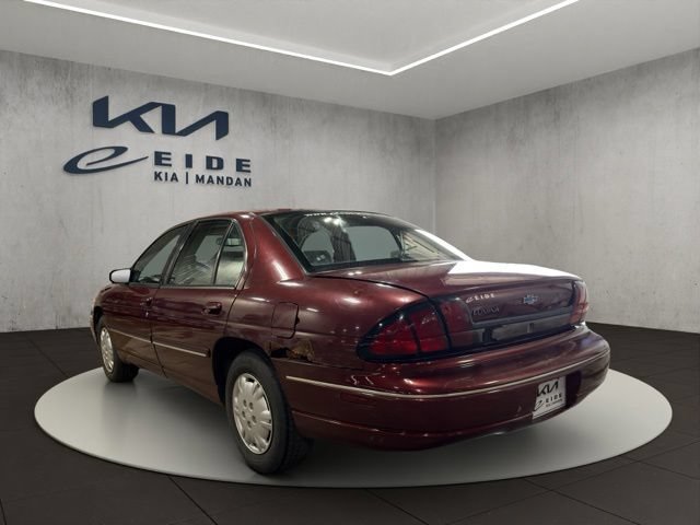 Used 2001 Chevrolet Lumina w/ Preferred Equipment Group FWD image 9