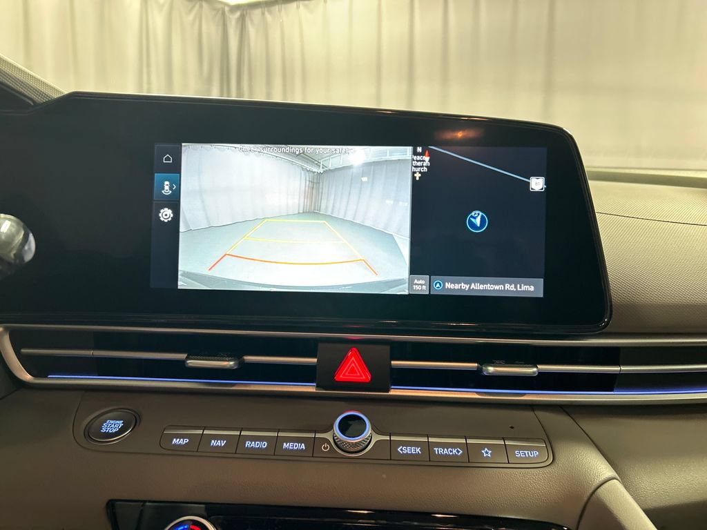 New 2026 Hyundai Elantra SEL FWD image 16