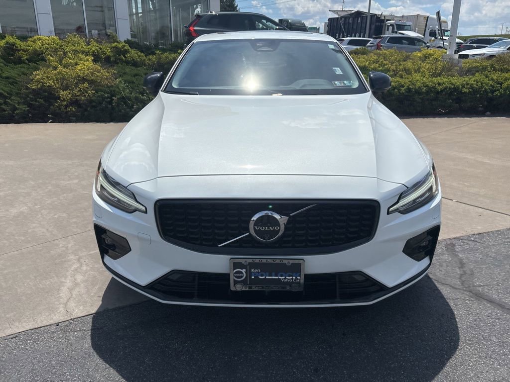 Certified 2024 Volvo S60 B5 Plus w/ Climate Package AWD/4WD image 3