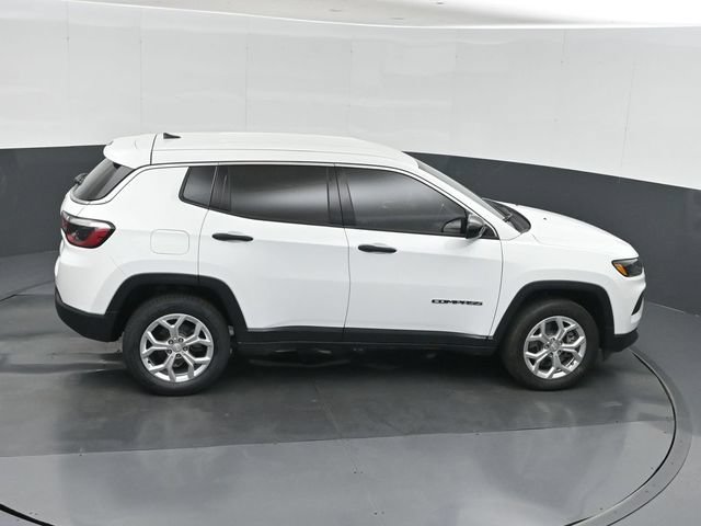 Used 2025 Jeep Compass Sport AWD/4WD image 30