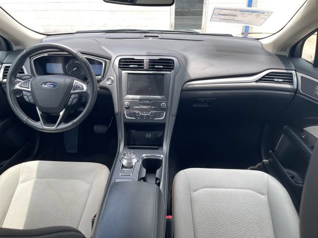 Used 2020 Ford Fusion SE w/ Equipment Group 151A FWD image 31