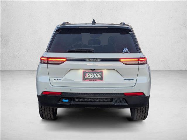 Used 2022 Jeep Grand Cherokee Trailhawk image 7