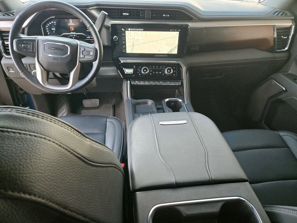 Used 2025 GMC Sierra 2500 Denali w/ Denali Reserve Package image 12