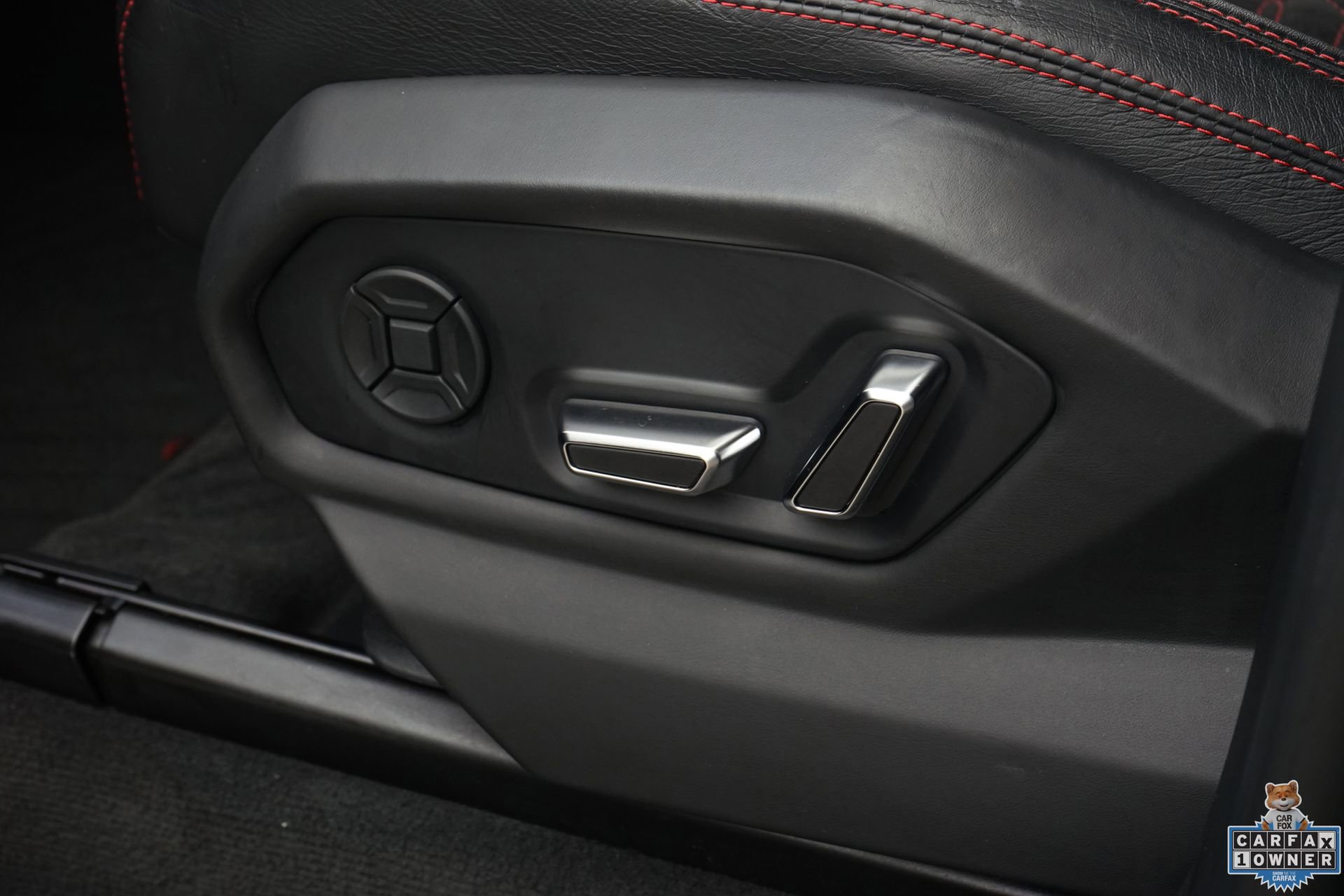 Used 2021 Lamborghini Urus image 31