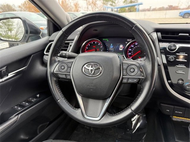 Used 2020 Toyota Camry XSE image 13