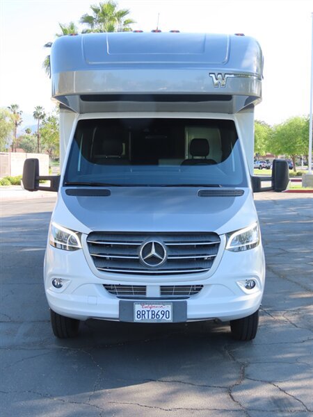 Used 2019 Mercedes-Benz Sprinter 170 image 2