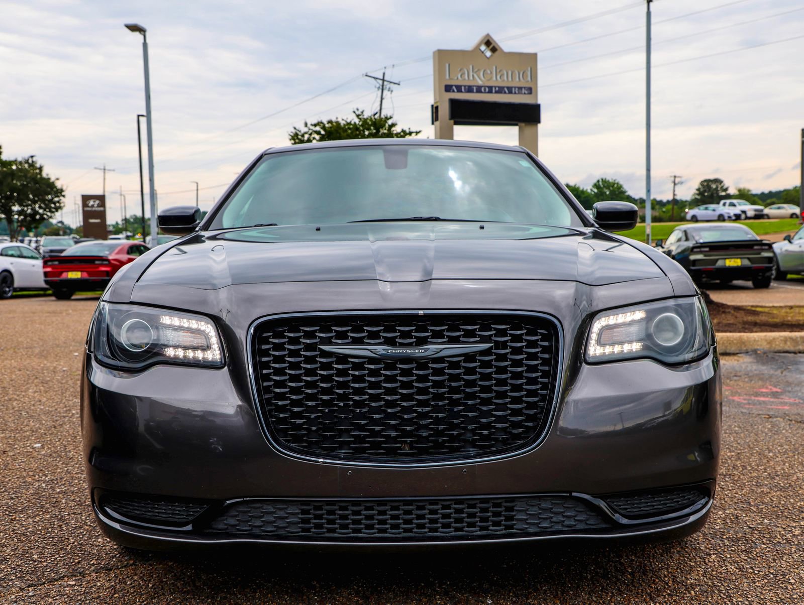 Used 2021 Chrysler 300 Touring w/ Sport Appearance Package RWD image 3