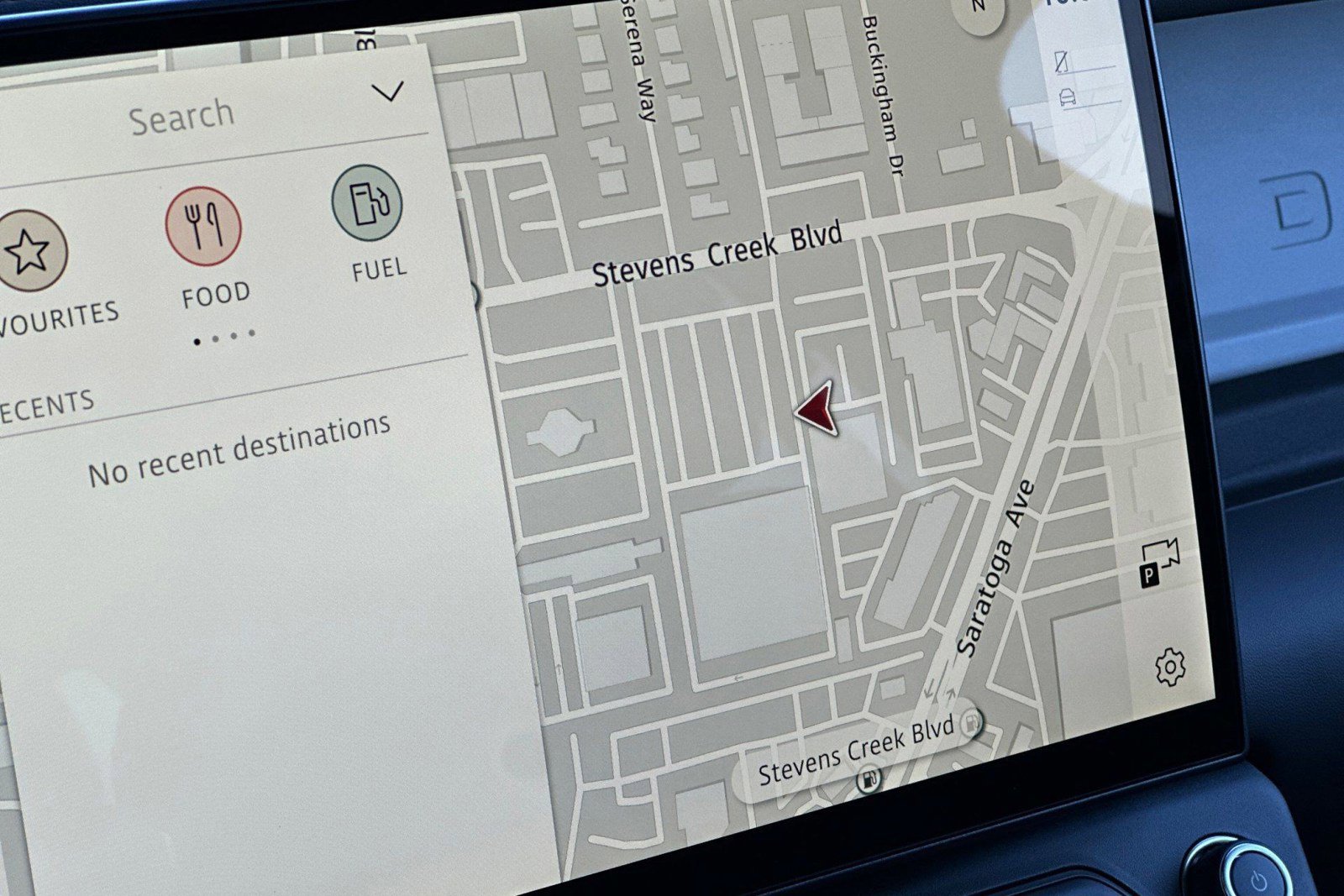 New 2026 Land Rover Defender 130 X-Dynamic SE image 23
