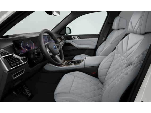 Used 2026 BMW X5 xDrive50e w/ M Sport Package AWD/4WD image 6