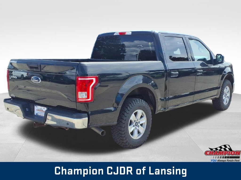 Used 2017 Ford F150 XLT w/ Trailer Tow Package RWD image 7