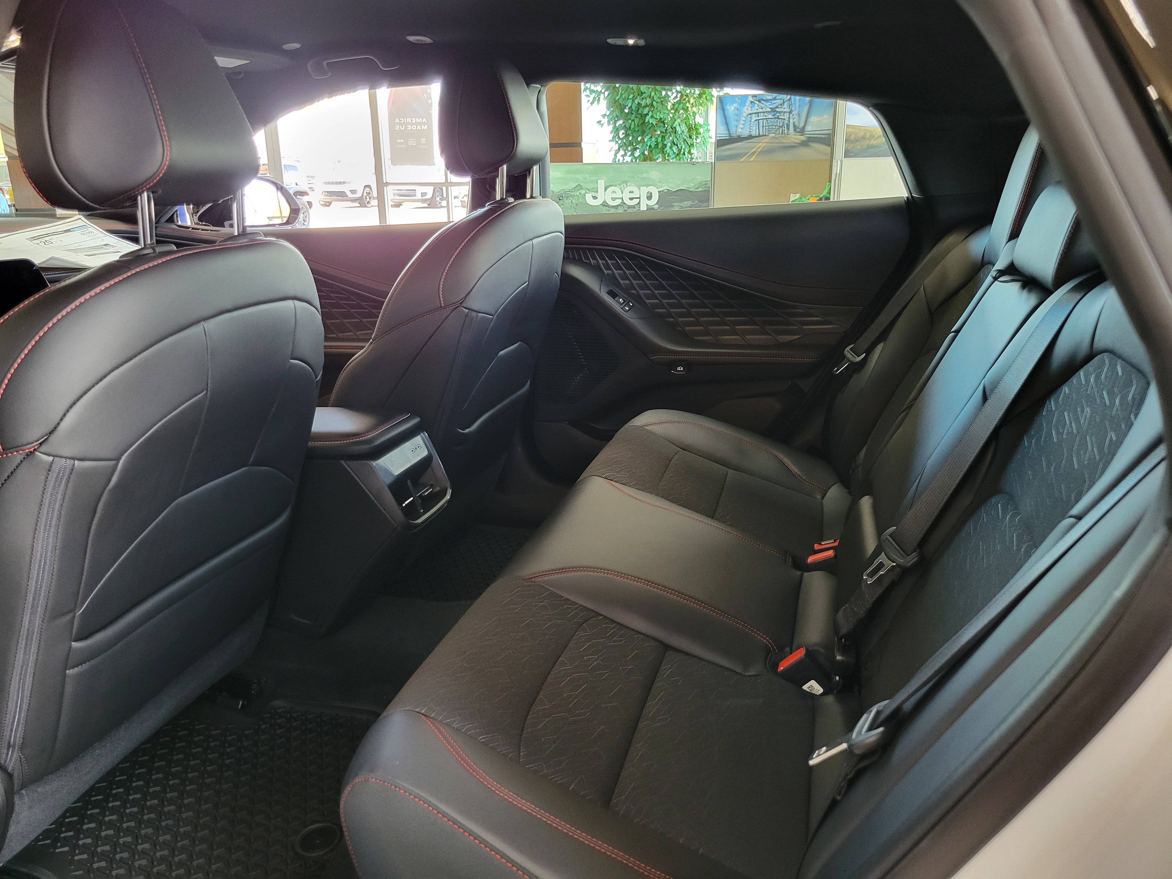 New 2027 Dodge Charger R/T AWD/4WD image 19