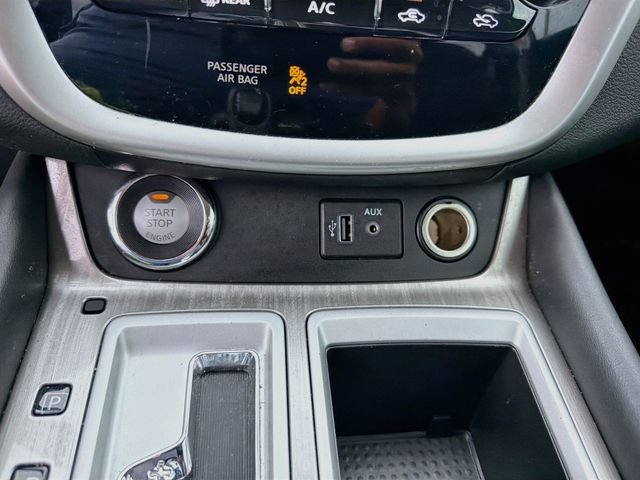 Used 2018 Nissan Murano SV FWD image 28