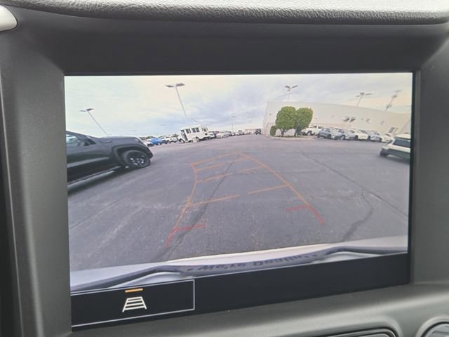 Used 2023 GMC Terrain SLT w/ Elevation Edition FWD image 3