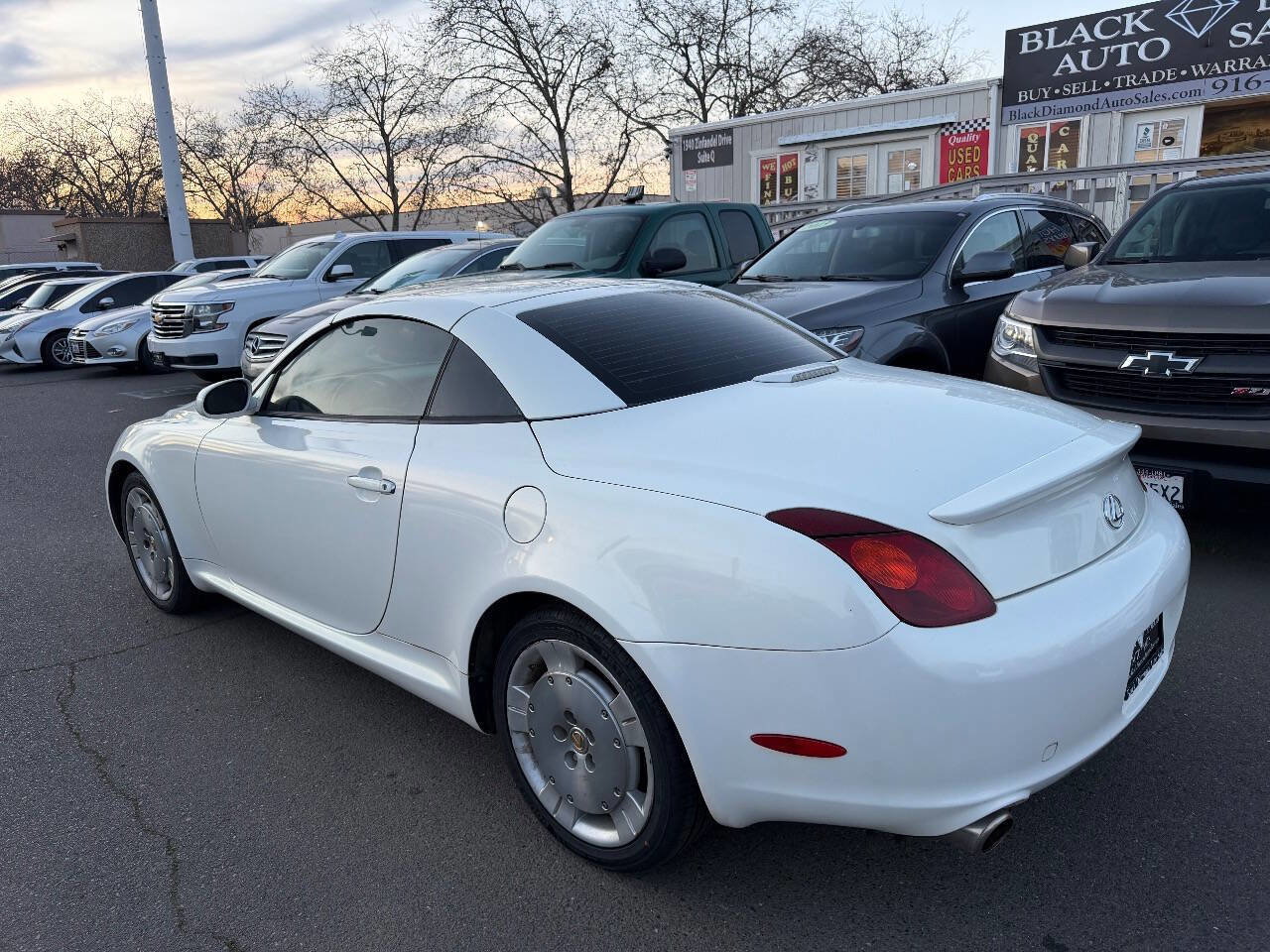 Used 2004 Lexus SC 430 Convertible image 9