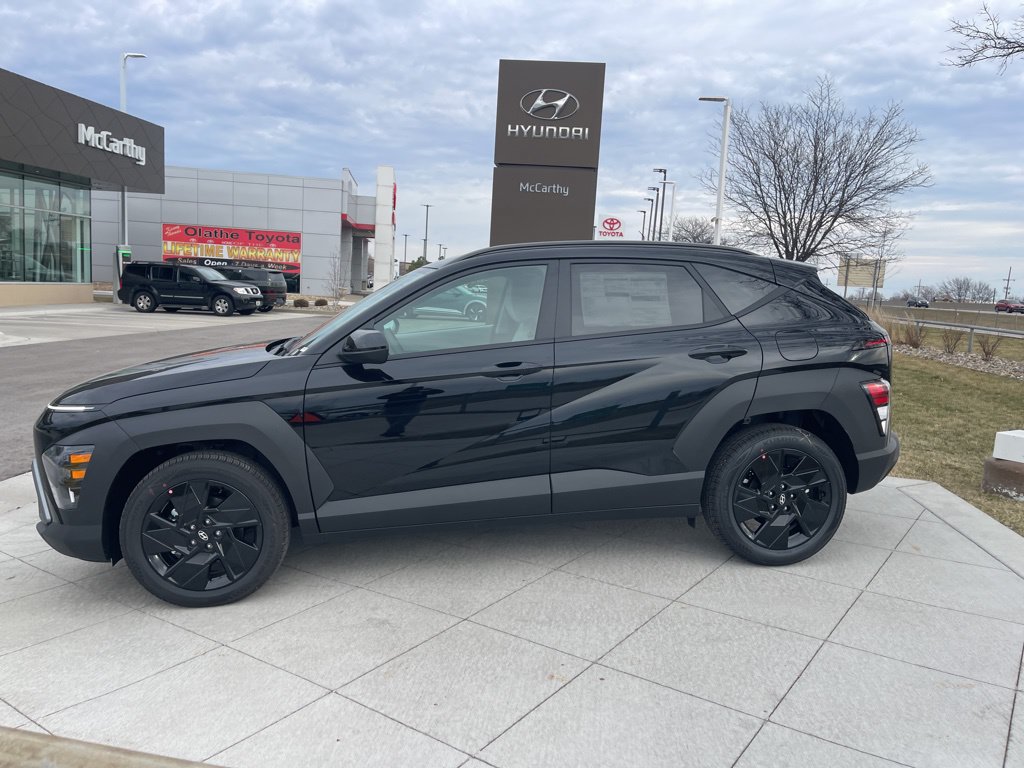 New 2026 Hyundai Kona SEL Sport FWD image 2
