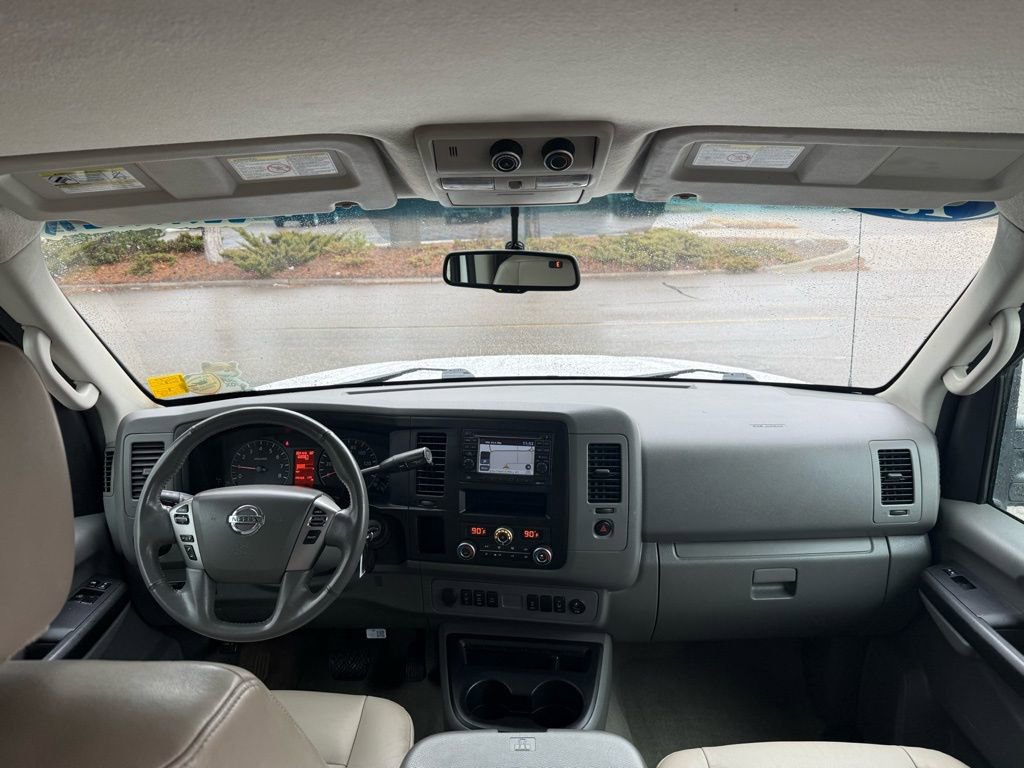Used 2013 Nissan NV 3500 SL w/ Technology Pkg image 26