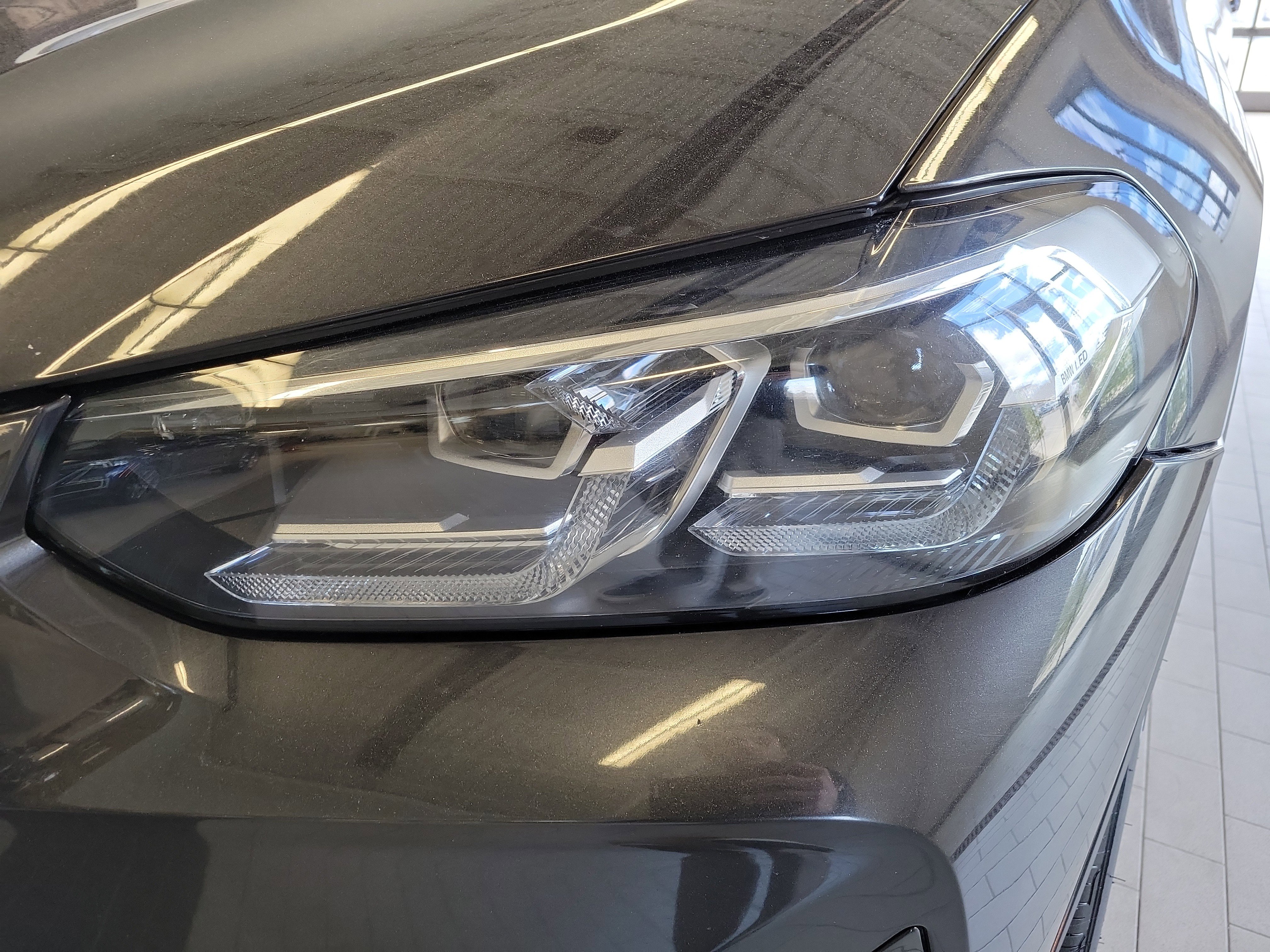 Used 2022 BMW X3 xDrive30i w/ Premium Package image 9