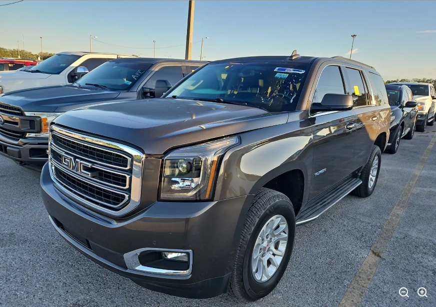 Used 2019 GMC Yukon SLT AWD/4WD image 1