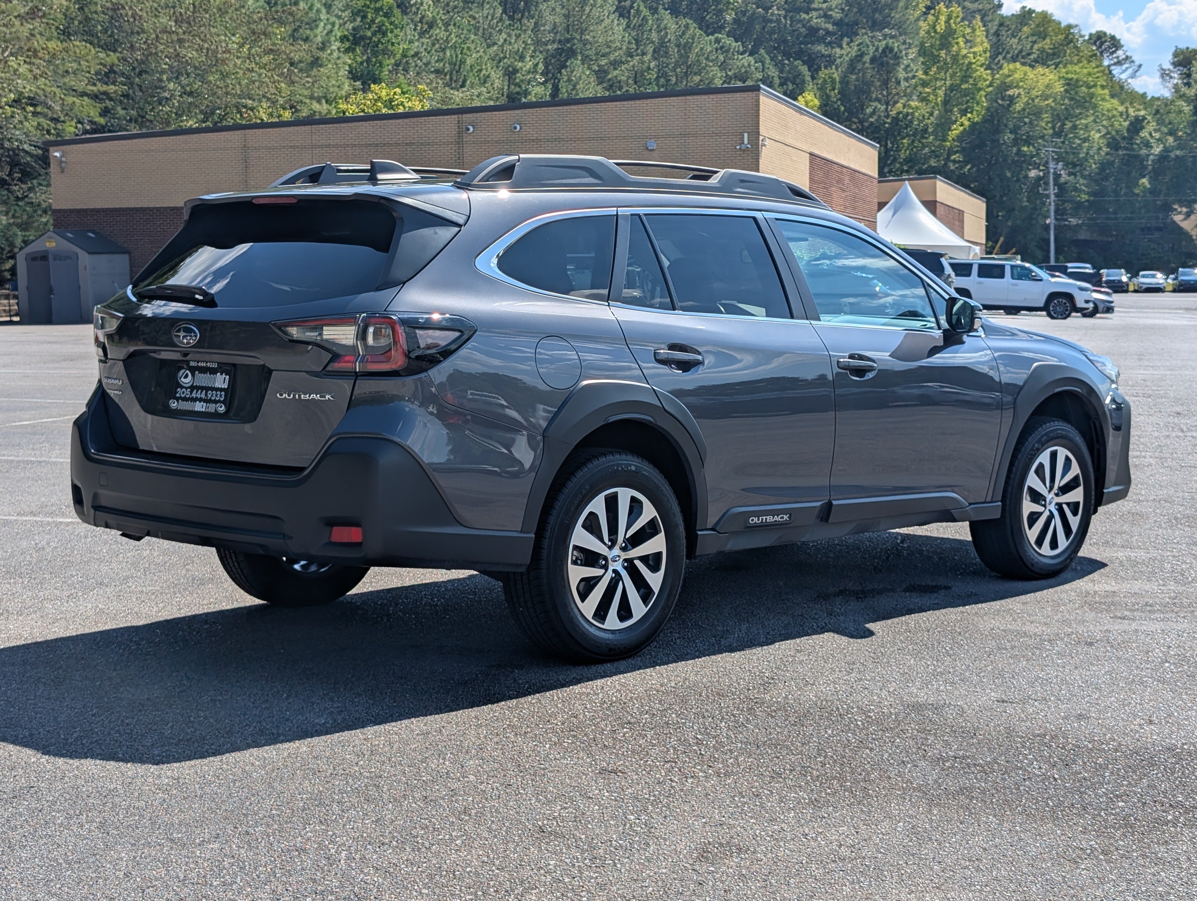Used 2024 Subaru Outback Premium AWD/4WD image 9