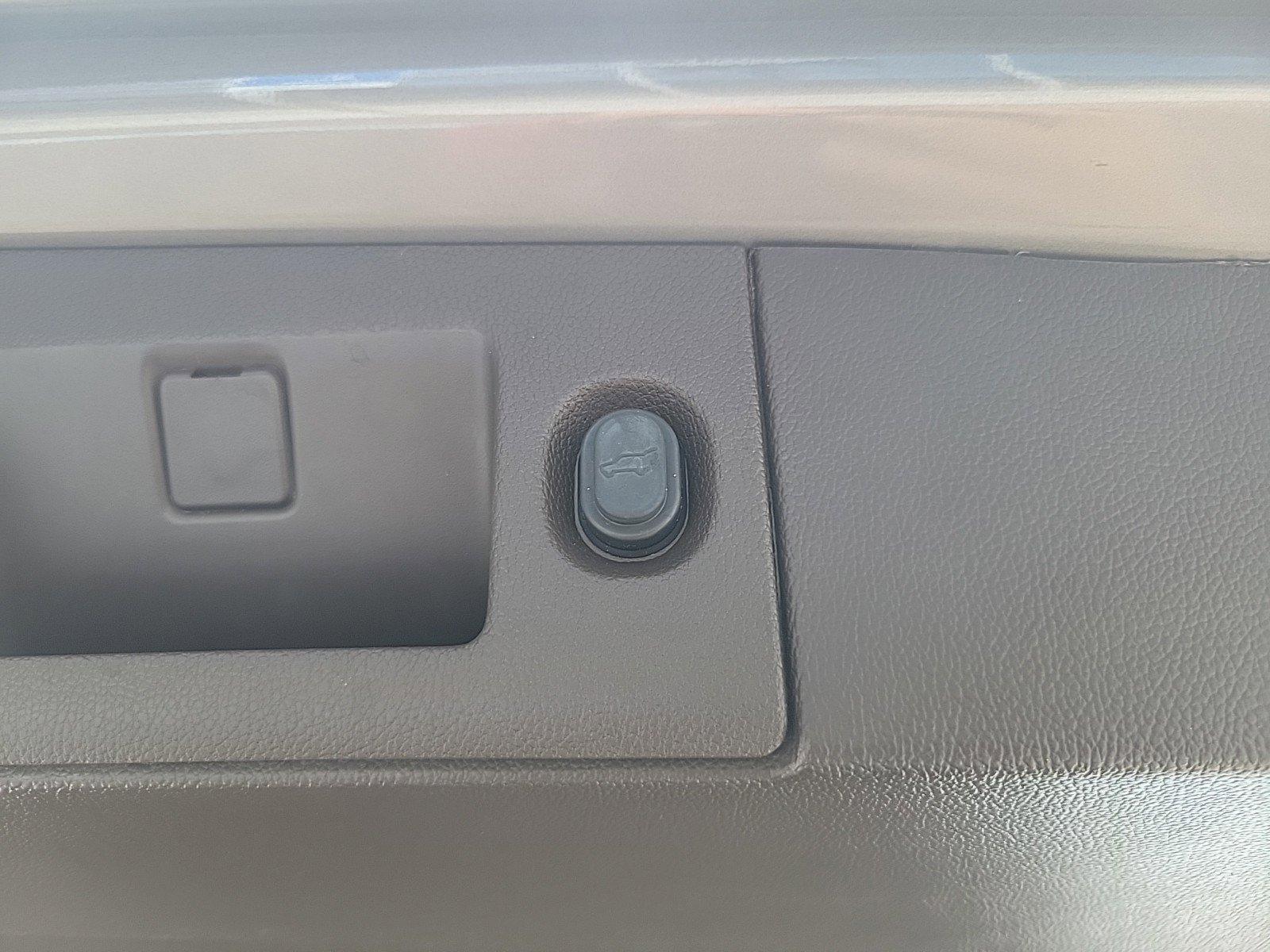 Used 2019 GMC Yukon Denali w/ Denali Ultimate Package image 20