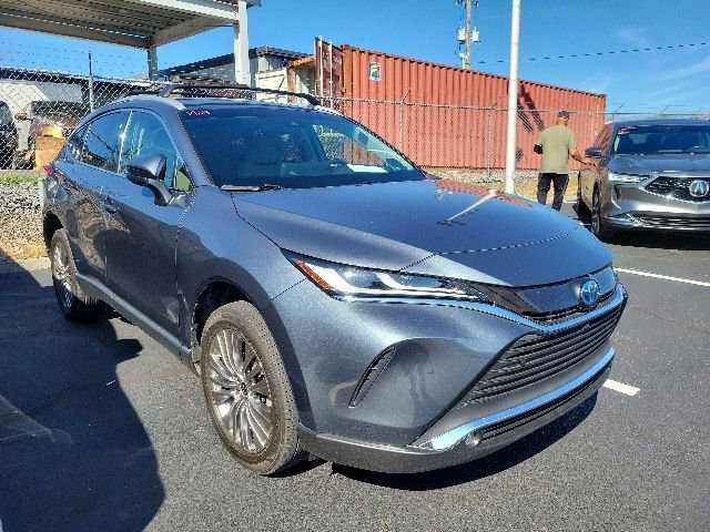 Used 2022 Toyota Venza Limited AWD/4WD image 1