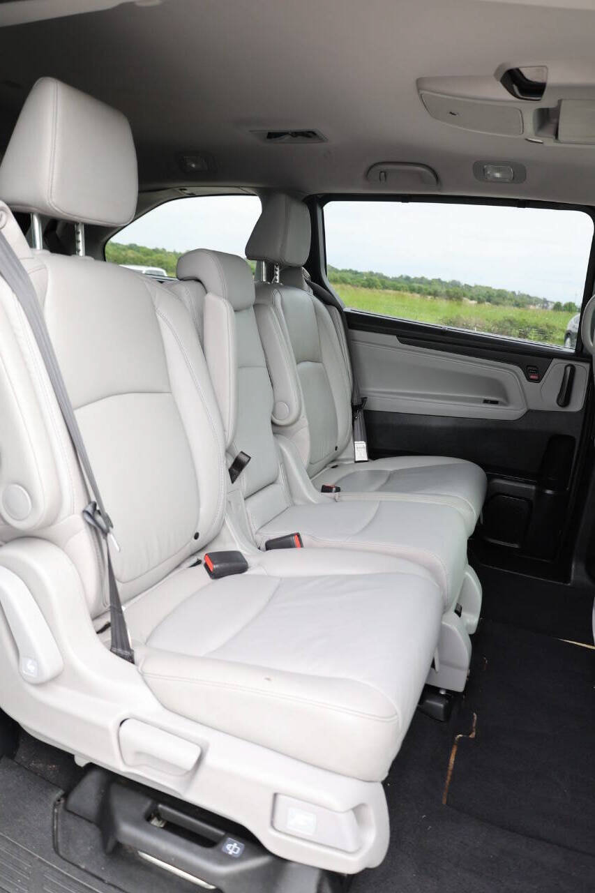 Used 2022 Honda Odyssey Touring image 16