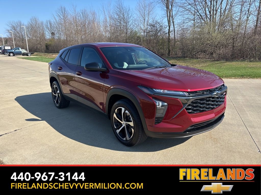 Used 2024 Chevrolet Trax RS w/ Driver Confidence Package image 11