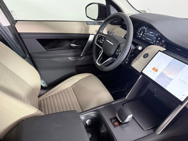 Certified 2025 Land Rover Discovery Sport S image 37