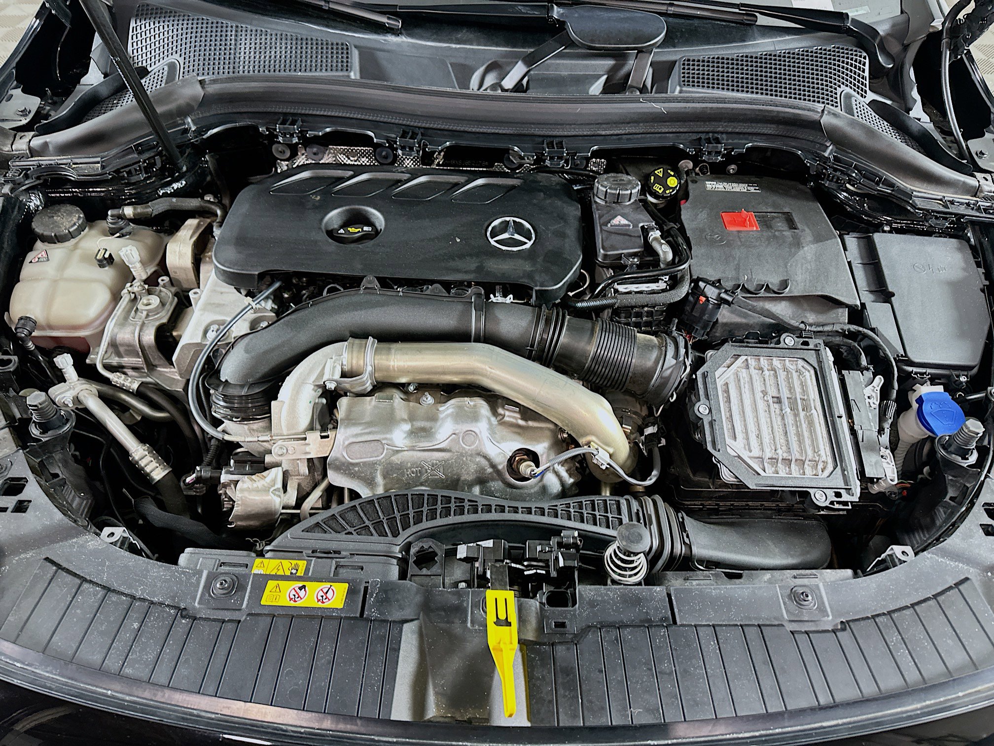 Used 2025 Mercedes-Benz GLA 250 4MATIC image 32