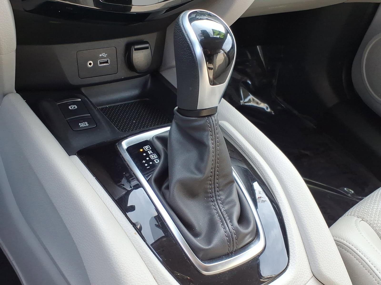 Used 2022 Nissan Rogue Sport SV w/ Technology Package AWD/4WD image 16