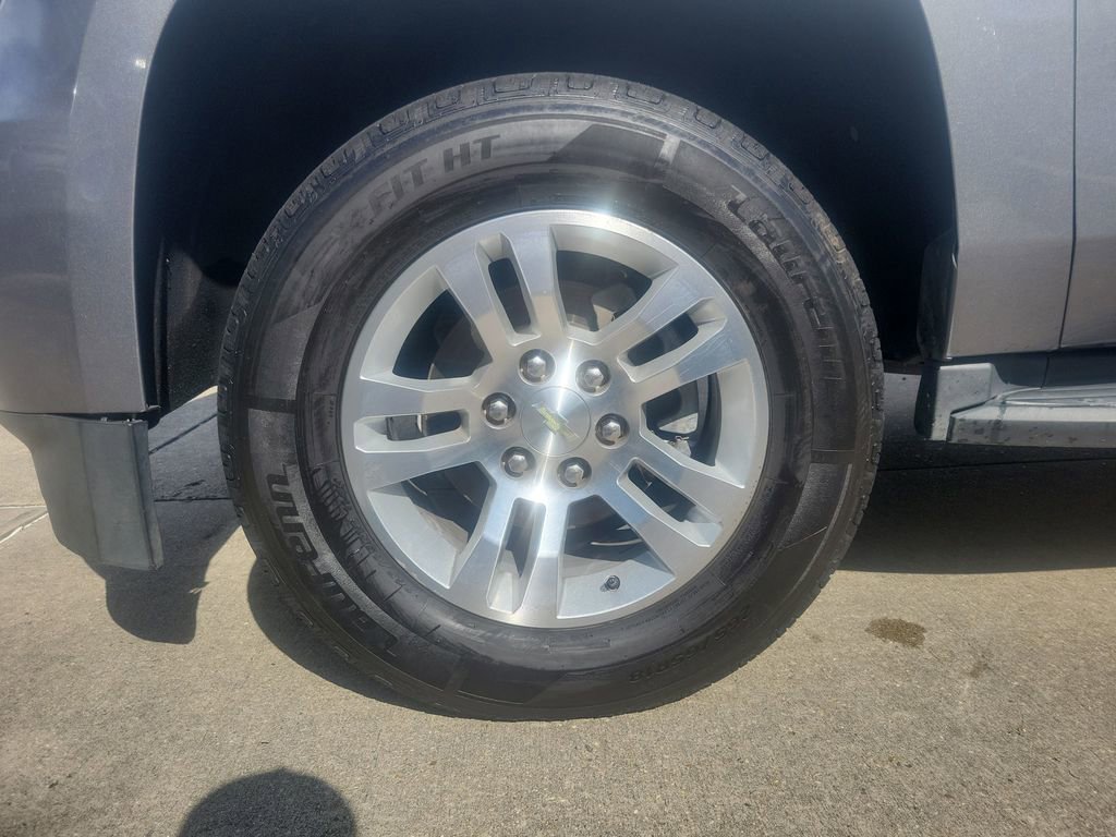 Used 2019 Chevrolet Tahoe LT image 37