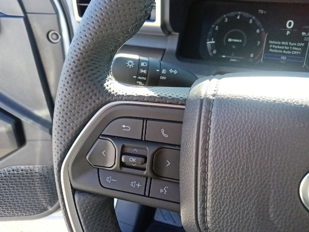 Used 2025 Toyota Tacoma TRD Sport image 18