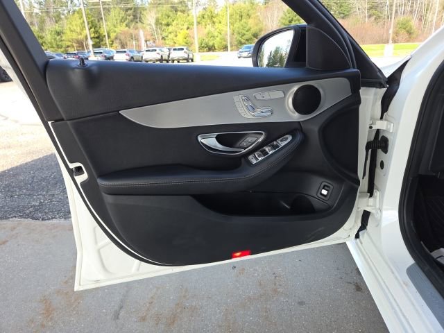 Used 2017 Mercedes-Benz C 300 4MATIC Sedan image 38