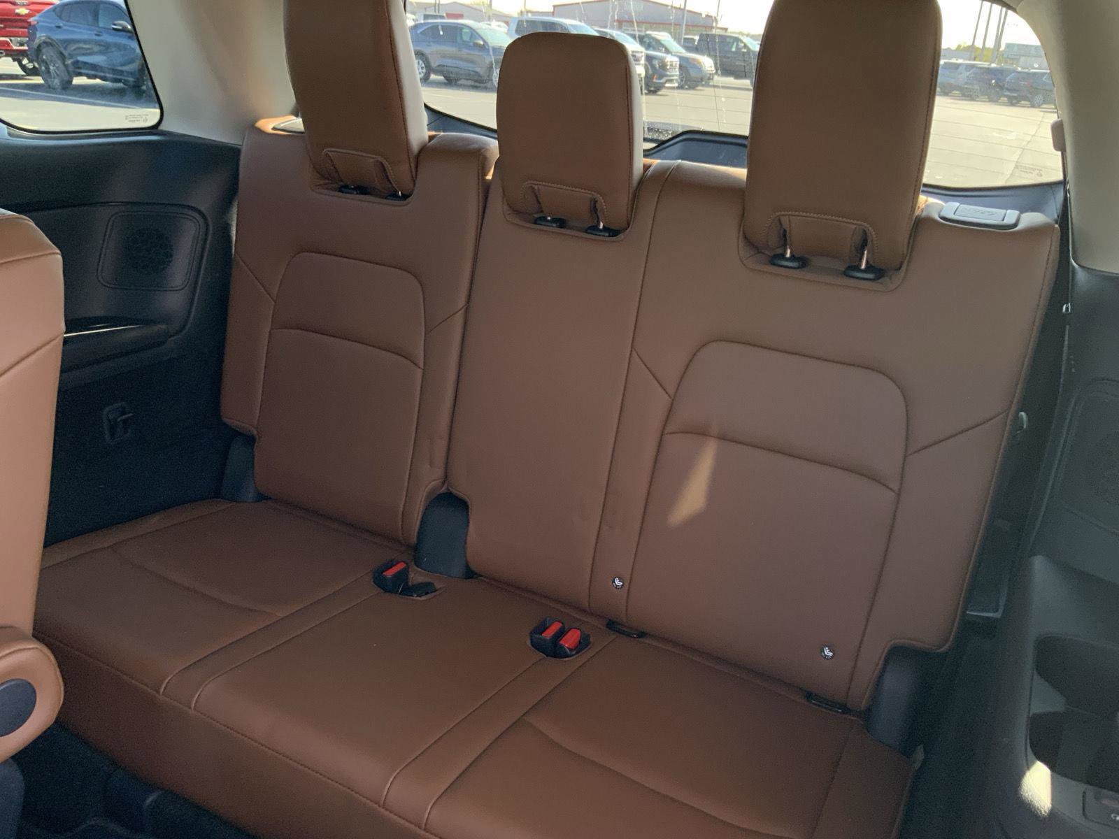 Used 2023 Nissan Pathfinder Platinum image 59