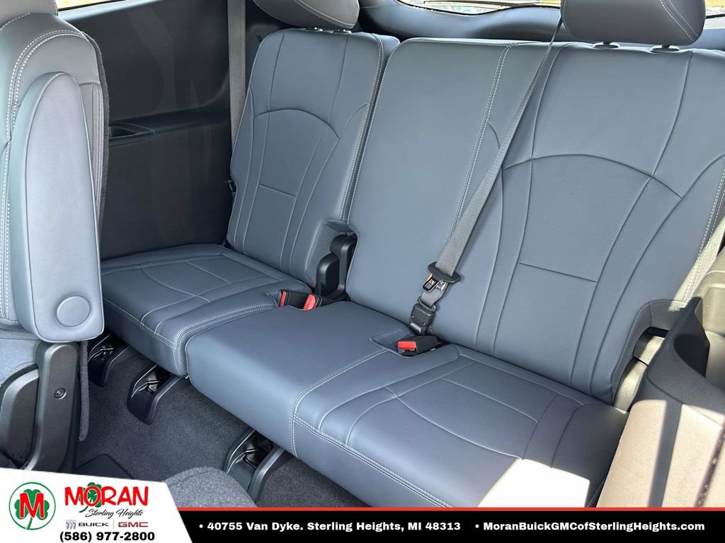 Certified 2024 Buick Enclave Essence w/ Sport Touring Edition FWD image 11