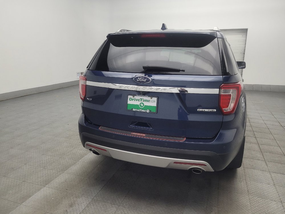 Used 2016 Ford Explorer XLT FWD image 7