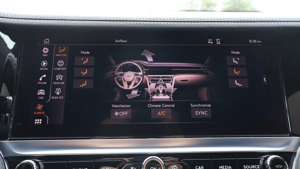 Used 2022 Bentley Flying Spur V8 AWD/4WD image 32