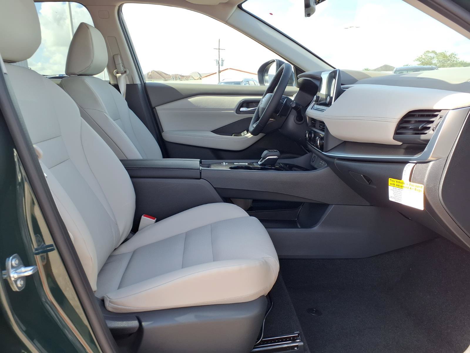 New 2026 Nissan Rogue Dark Armor FWD image 13