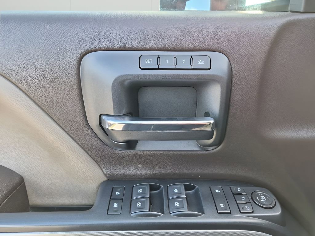 Used 2019 Chevrolet Silverado 2500 LTZ w/ Duramax Plus Package AWD/4WD image 28