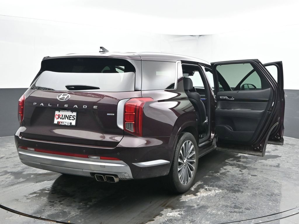 Used 2024 Hyundai Palisade Calligraphy image 86